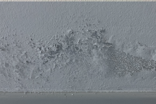 Diagram showing hidden mold in office air ducts and health symptoms in employees